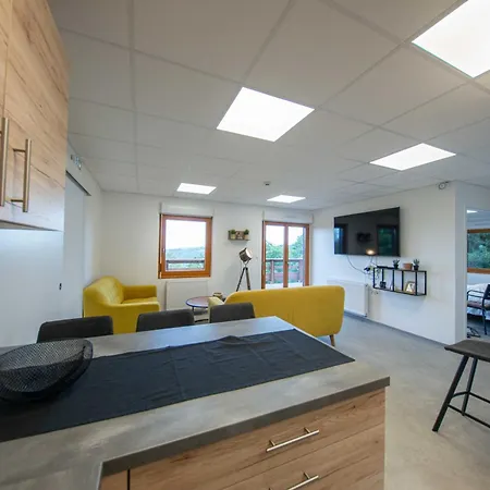 Le De L'amicale Chalet *